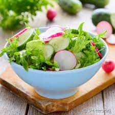 Salada Verde Com Rabanete e Pêssego Para Emagrecer –  Como Consumir e Receita