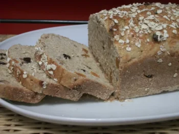 Pão Integral Com Frutas Secas e Castanhas – Receita