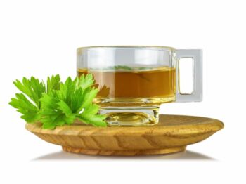 Chá de Salsinha com Limão Sacia Apetite e Emagrece – Receita e Como Consumir
