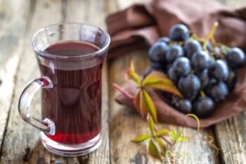 Hidratação Capilar de Mel Com Suco de Uva – Receita e Como Aplicar