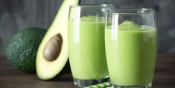 Smoothie de Abacate Com Chia e Linhaça Proteico – Receita e Benefícios