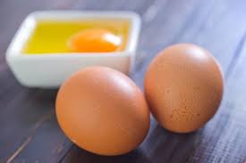 Hidratação Capilar Caseira de Ovo e Azeite – Receita, Como Aplicar e Benefícios