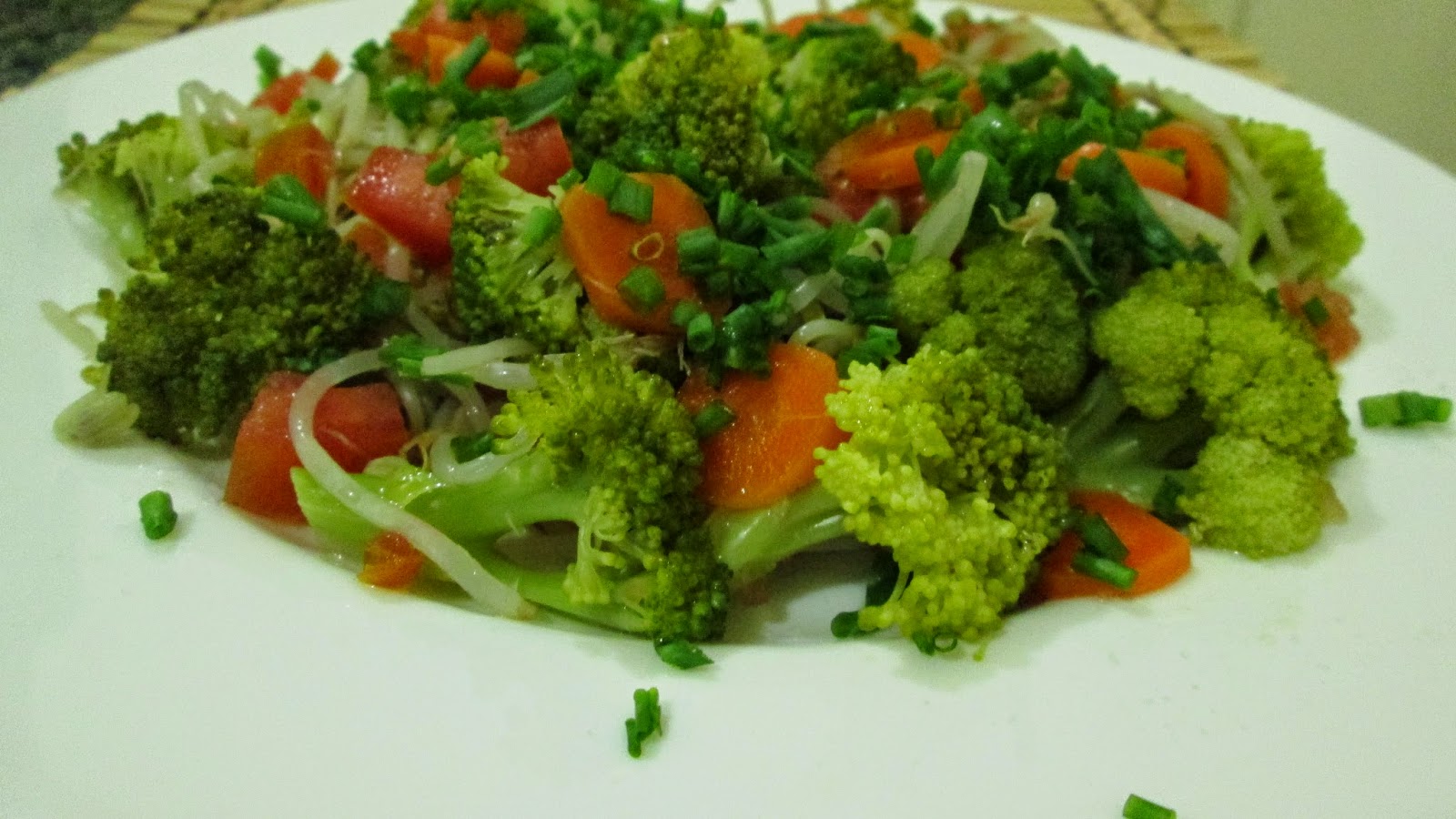 Salada de Brócolis Com Tomate Para Dieta