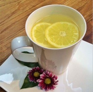 Água Morna Com Limão Dieta Gisele Bündchen – Receita, Como Consumir e Benefícios