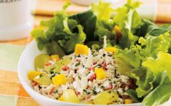 Salada de Frango Tropical Com Rúcula – Receita e Benefícios