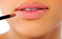 Esfoliante Para Eliminar o Craquelado dos Lábios – Receita e Como Aplicar