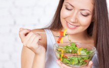 Salada Que Ajuda a Desinchar –  Como Consumir e Receita