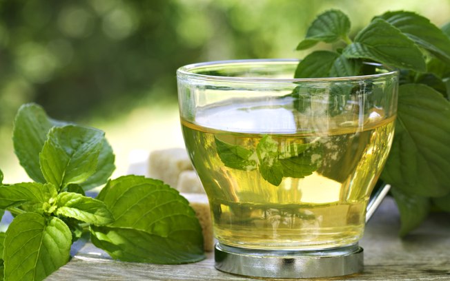 Benefícios do Suco de Chá Verde Com Gengibre